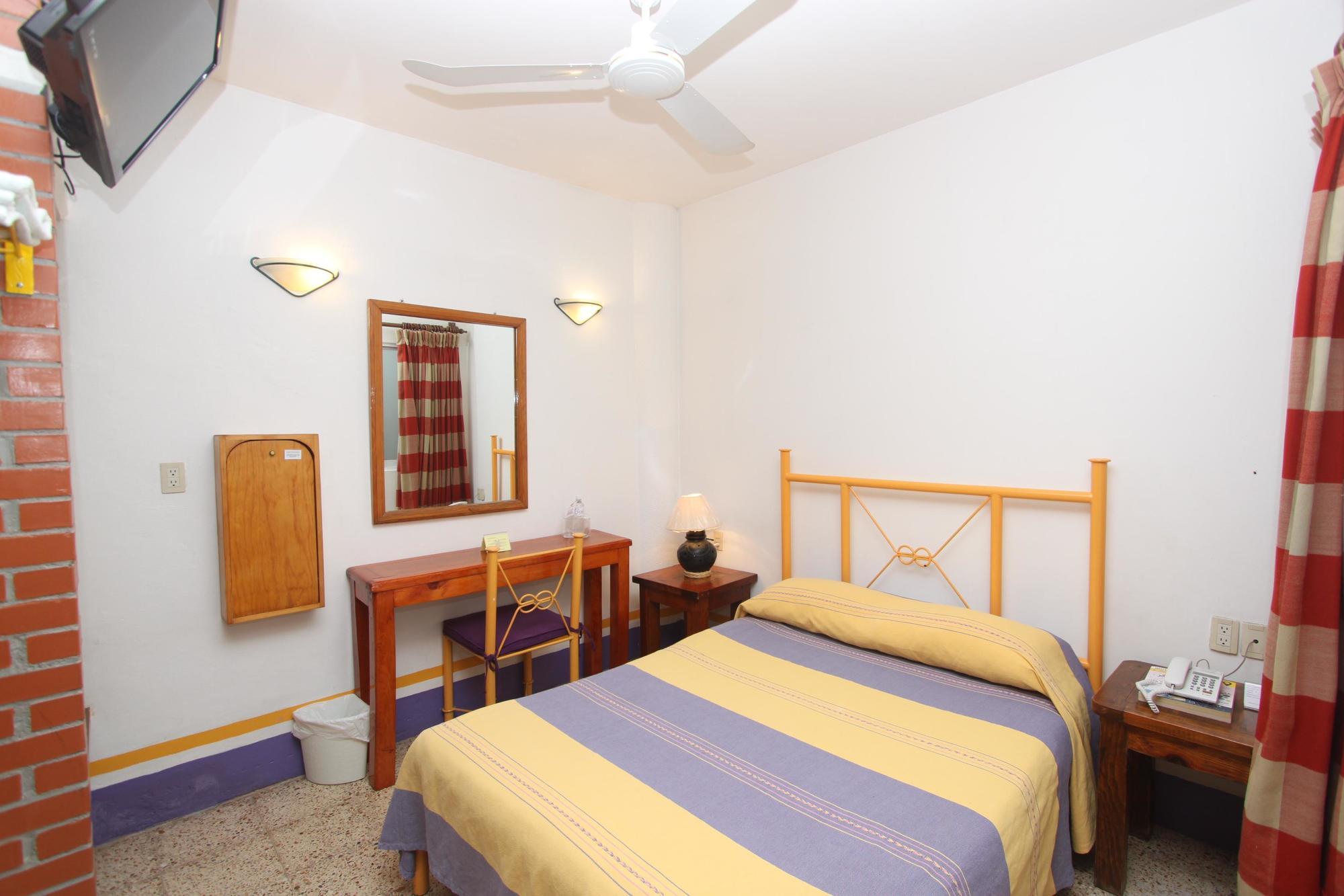 Hotel Posada El Cid Oaxaca Экстерьер фото