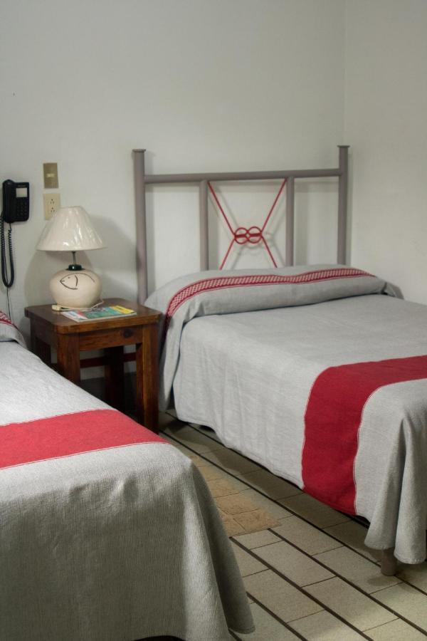 Hotel Posada El Cid Oaxaca Экстерьер фото